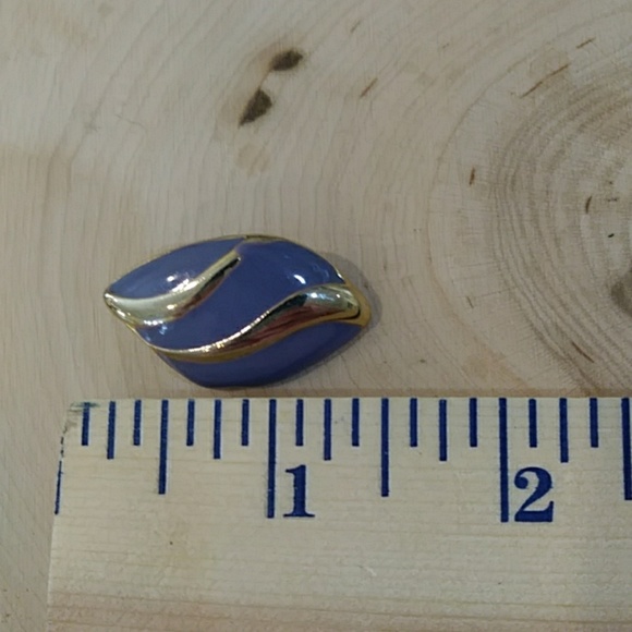 Vintage earring bundle - Picture 7 of 8